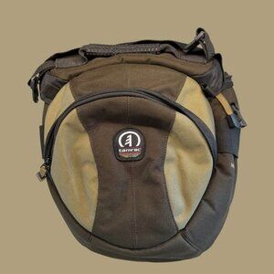 Tamrac Velocity 5767 Brown/Dark Brown‎ Camera Bag Sling Backpack with Inserts
